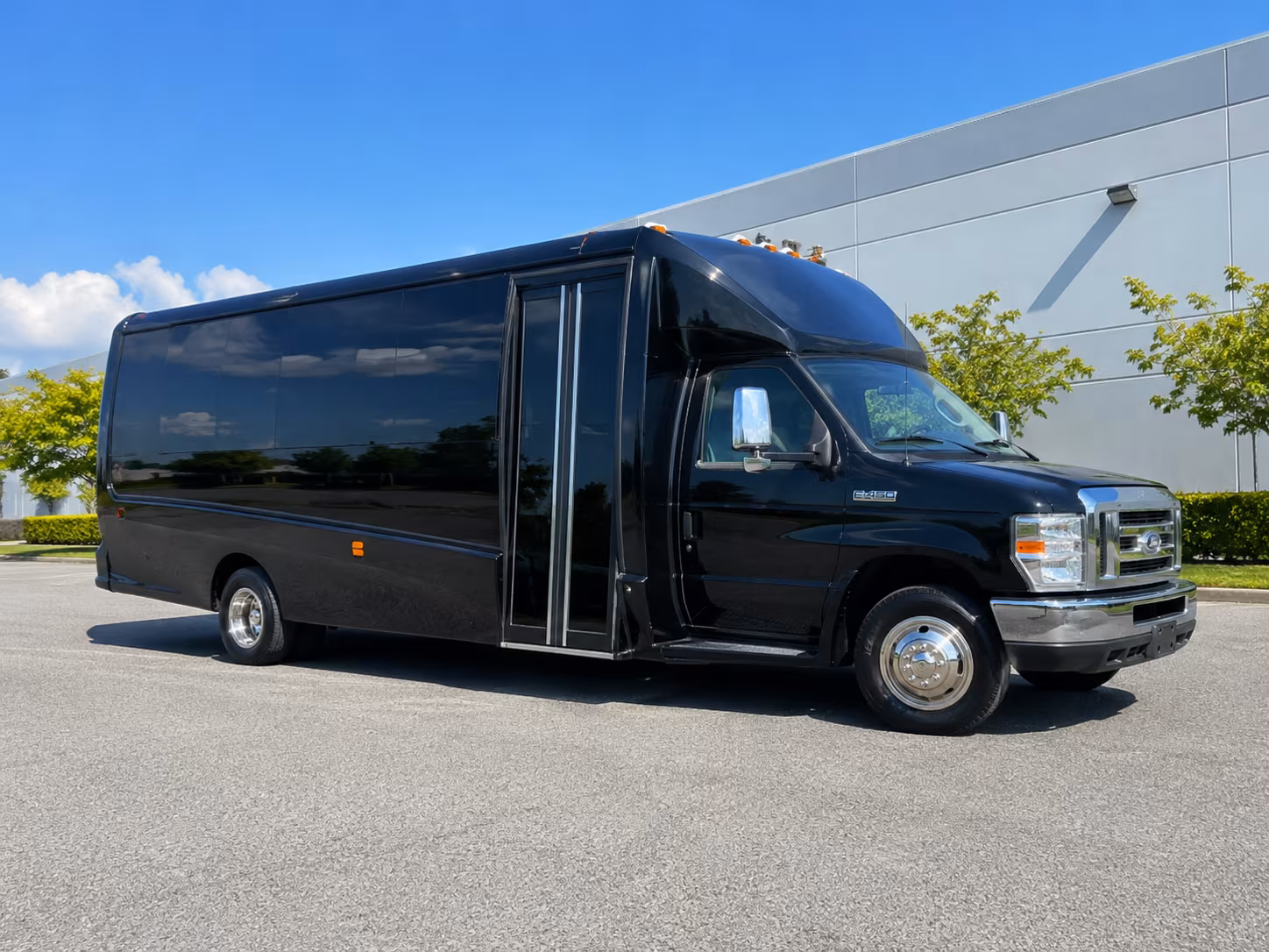 Hawthorne Sporting Event Transportation