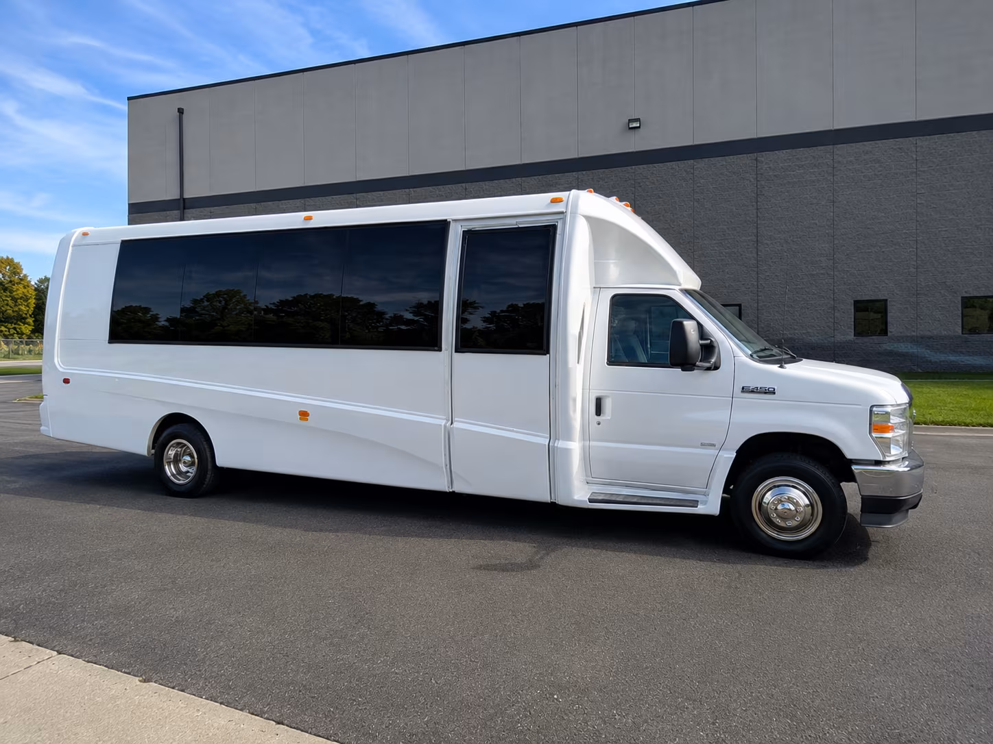 Inglewood Airport Shuttle & Transportation party bus exterior