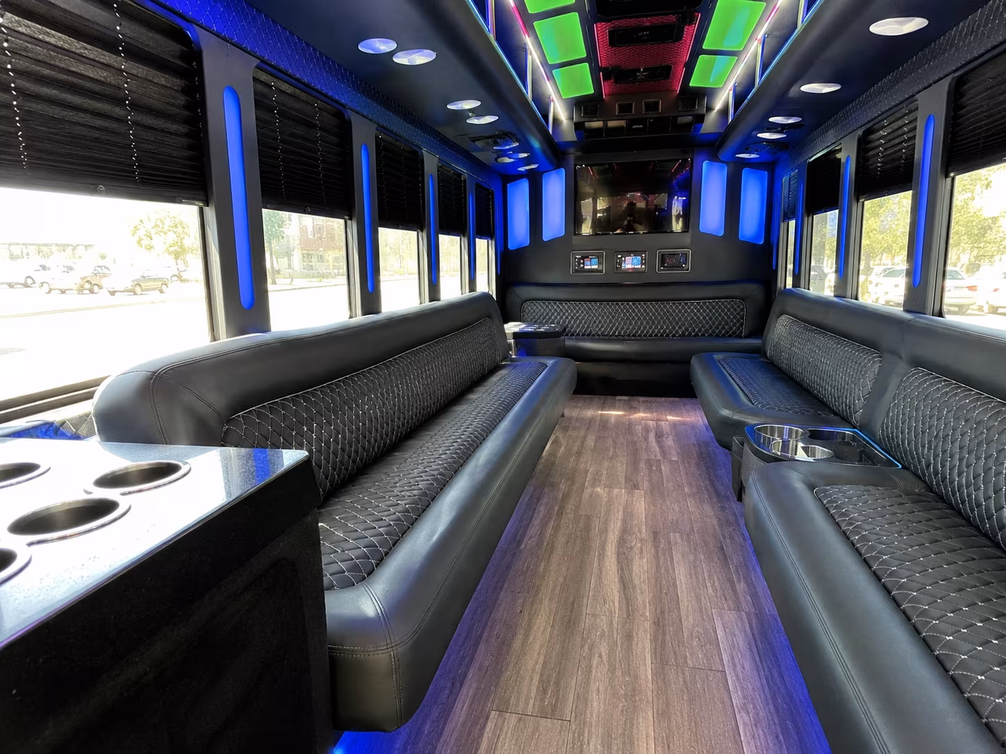 Inglewood Winery Tour & Pub Crawl Transportation group transportation