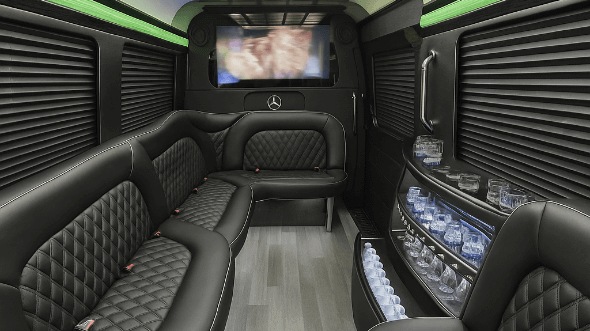 inglewood 14 passenger sprinter limousine rental