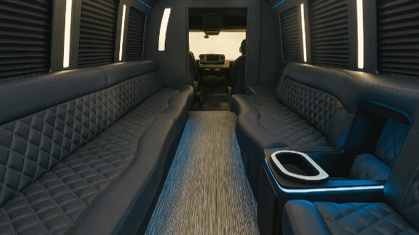 torrance 20 passenger party bus